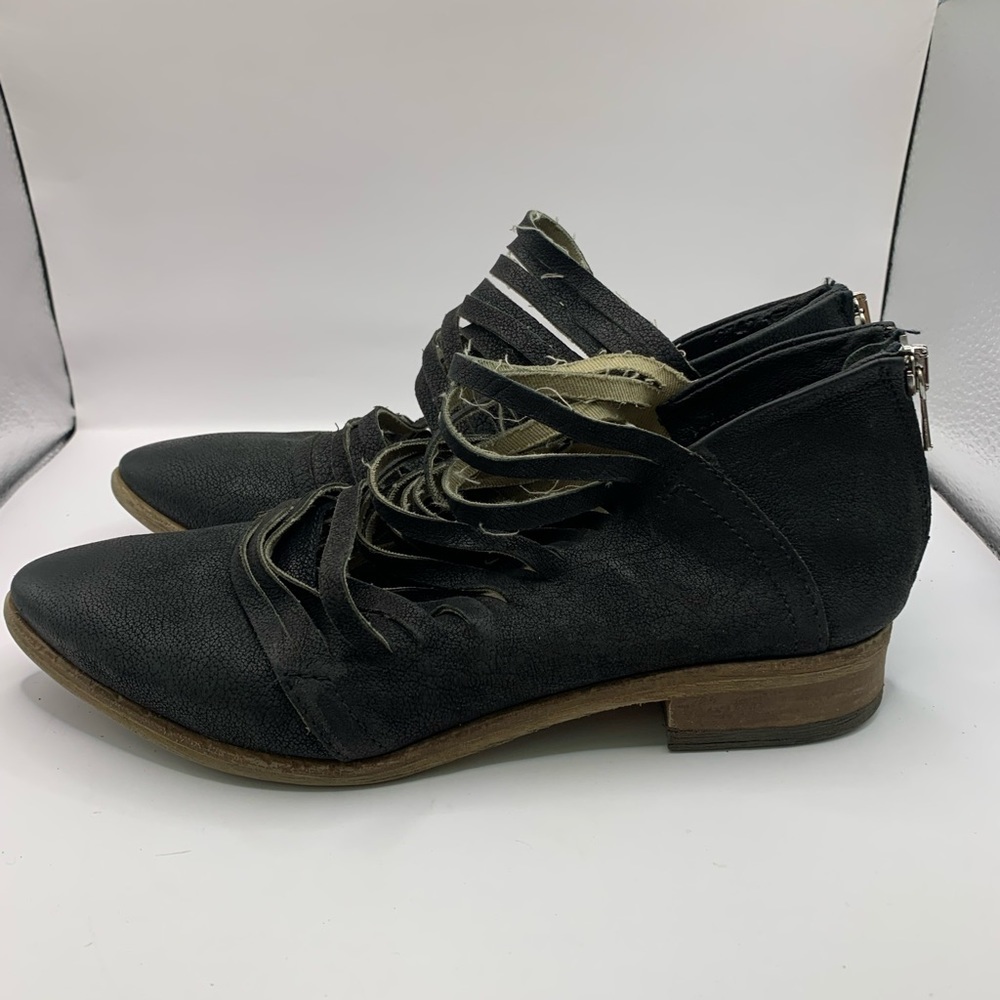 Free People Lost Valley Black Cutout Boho Oxford Ankle Boot Booties Sz 37 US 7 - Picture 3 of 8